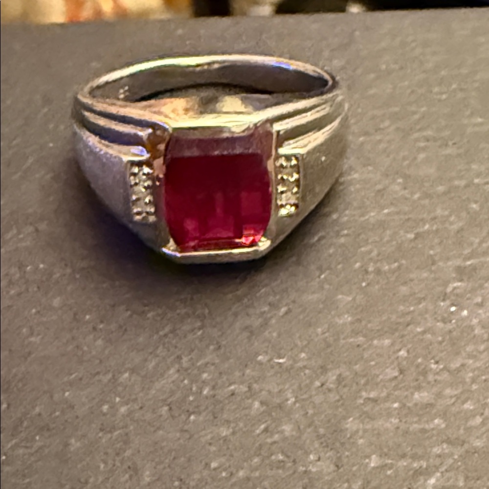 Radiant Silver Ring With Ruby Red Stone - image 3